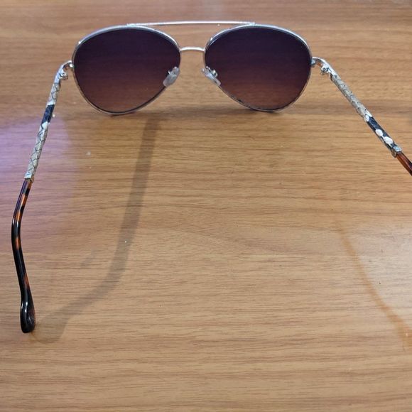 Fashion Sunglasses #4💥PRICE DROP💥 - Picture 4 of 8